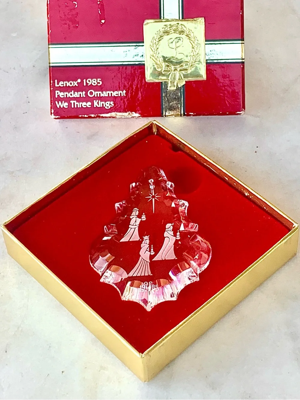LENOX CRYSTAL PENDENT ORNAMENT WE THREE MEN VINTAGE 1985 NATIVITY
